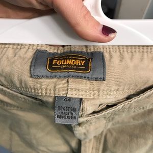 Men’s cargo shorts